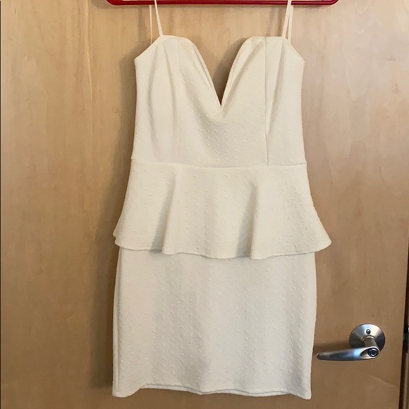 Strapless peplum dress - Picture 1 of 2